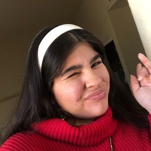 Meet your Posher, Angelica